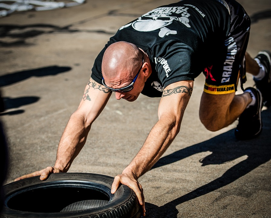 how to combine strength and conditioning in a program